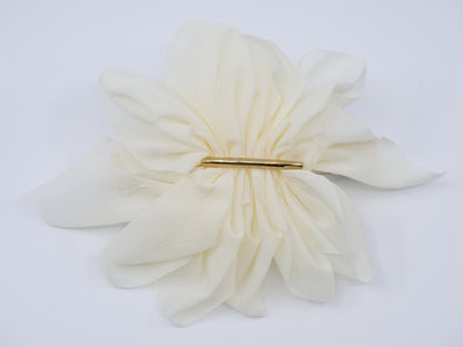 Haarclip in Blumen-Optik Weiß